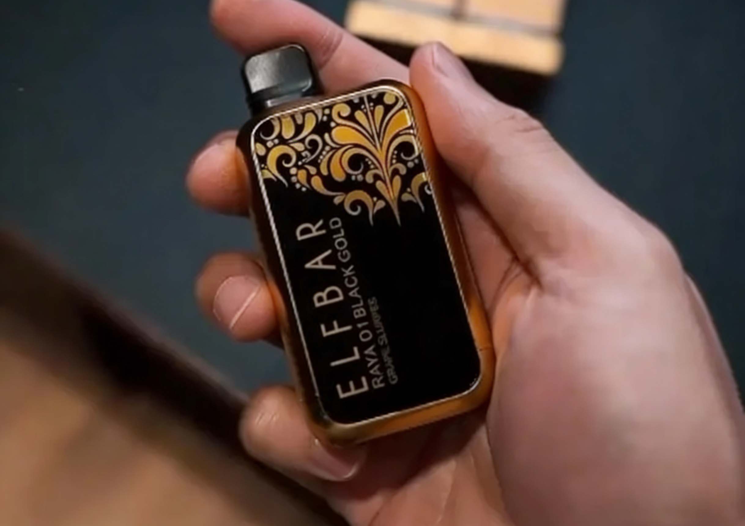 ELFBAR RAYA D1 Disposable Vape – 10000 Puffs, 18ml, Battery & E-Liquid Indicator (Promo: Buy 5 Get 1 Free, Buy 10 Get 3 Free) detail image 17